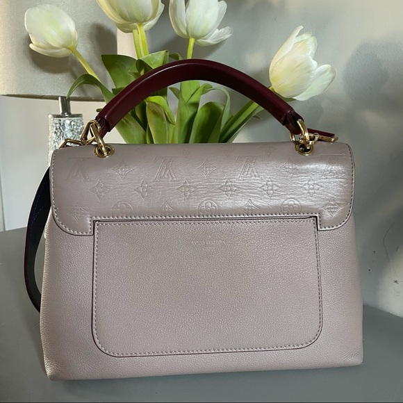 πLouis Vuitton Monogram Very One Handle Mastic Raisin Bag - Picture 3 of 17